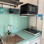 Tavros Apartment Bristol